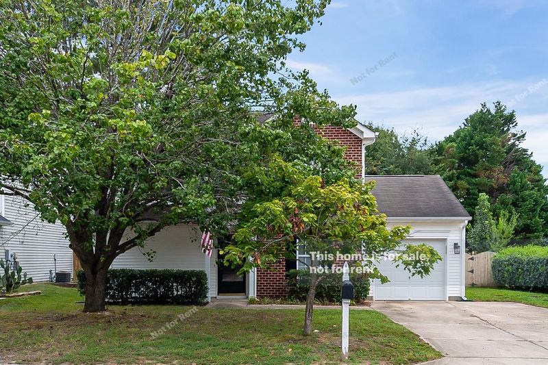 6317 Saybrooke Dr, Raleigh, NC 27604