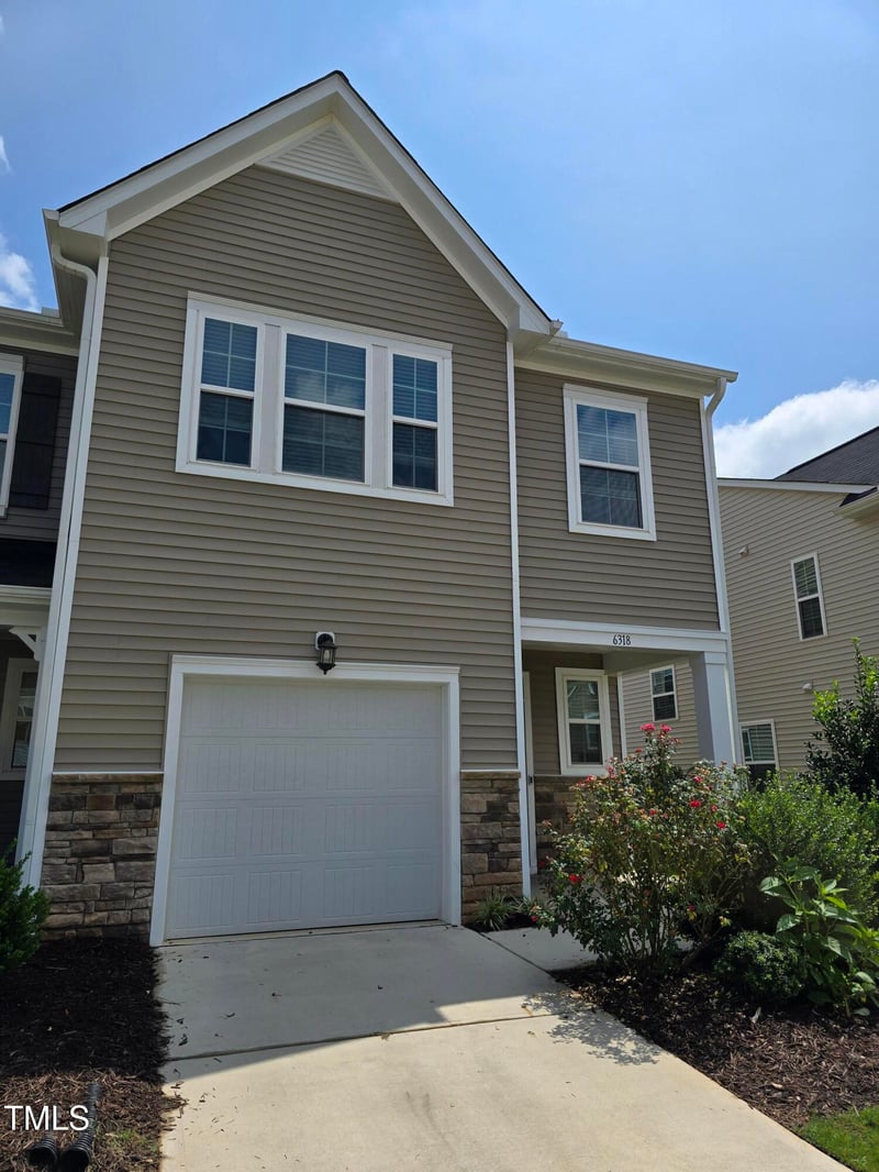 6318 Arpeggio Pl, Raleigh, NC 27616