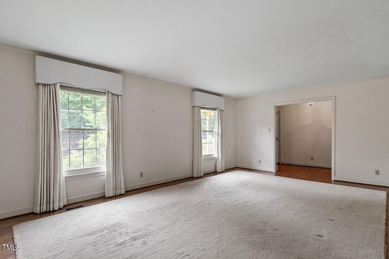 6319 Amhurst Rd, Durham, NC 27713