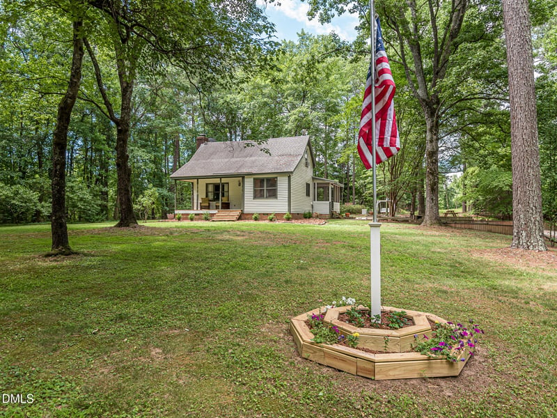 6319 Carbonton Rd, Sanford, NC 27330