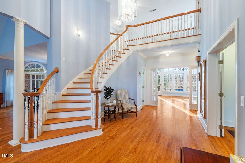 6319 Mimosa Dr, Chapel Hill, NC 27514