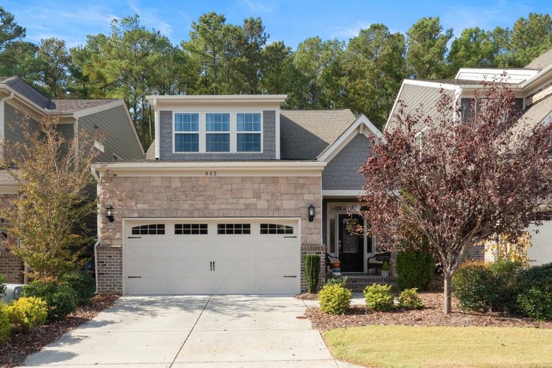 632 Angelica Cir, Cary, NC 27518
