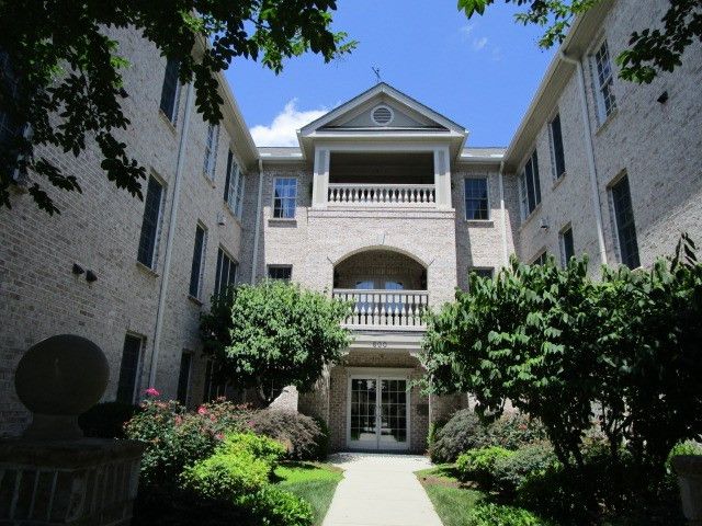 632 W Barbee Chapel Rd #632, Chapel Hill, NC 27517