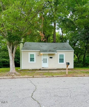 632 Breckenridge St, Henderson, NC 27536