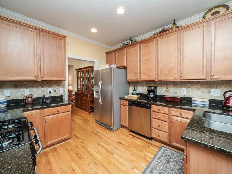 632 Canvas Dr, Wake Forest, NC 27587