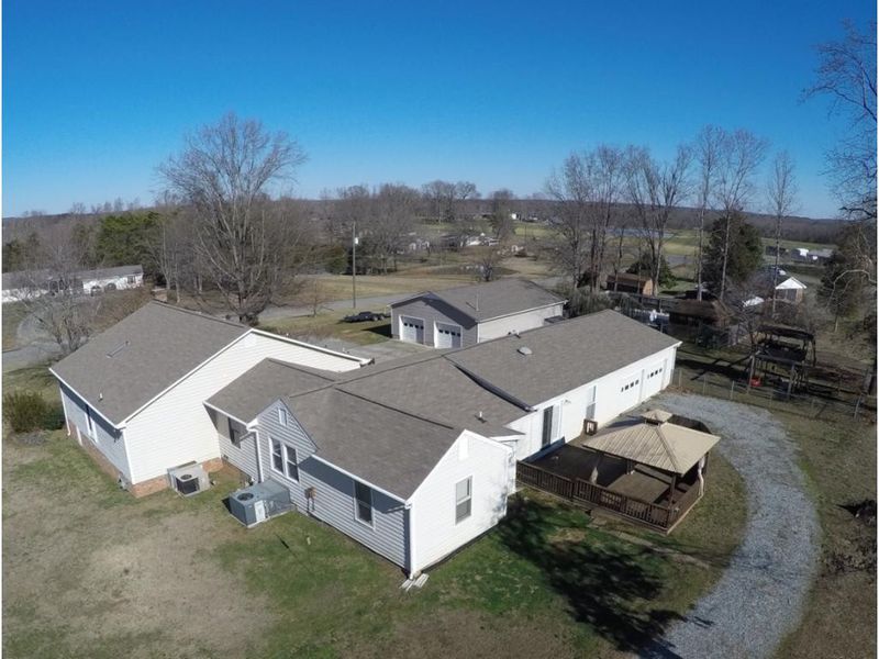 632 Ferguson Rd, Burlington, NC 27217