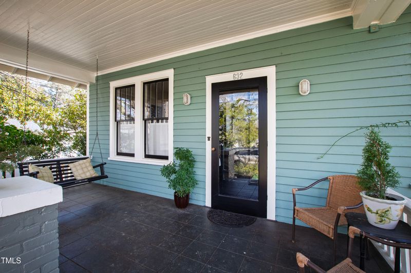 632 E Franklin St, Raleigh, NC 27604