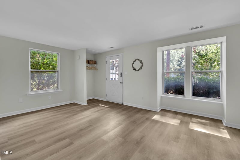 632 Middleton Ave, Cary, NC 27513