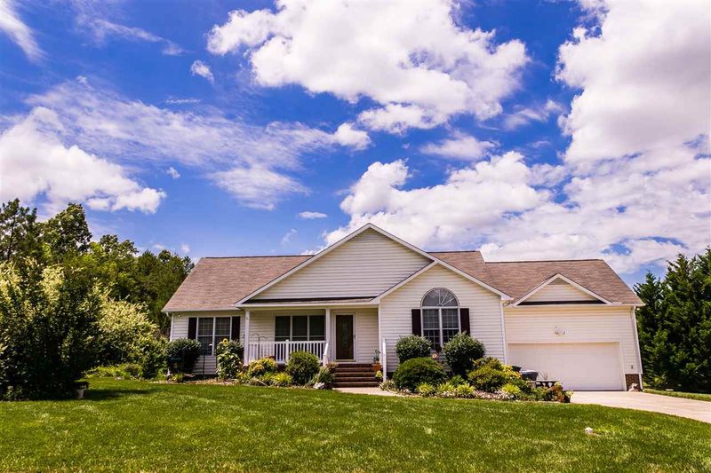 632 Natalie Dr, Graham, NC 27253
