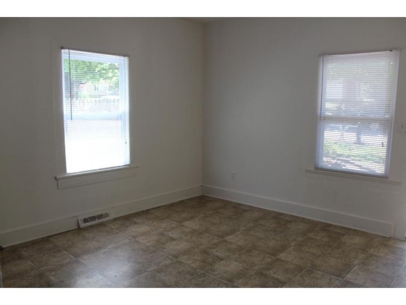 632 North Ave, Burlington, NC 27217