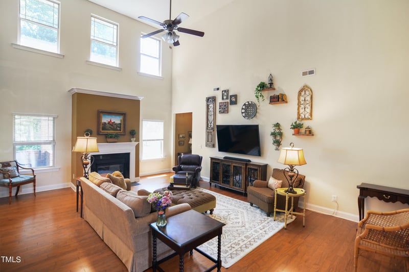632 Sippihaw Oaks Dr, Fuquay Varina, NC 27526