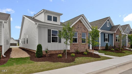 632 Sweet Iris Dr, Knightdale, NC 27545