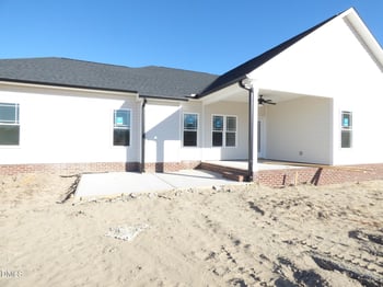 632 Tart Town Rd, Dunn, NC 28334