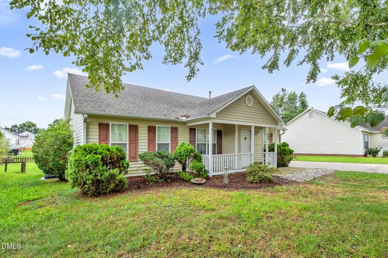632 Waterford Dr, Clayton, NC 27520