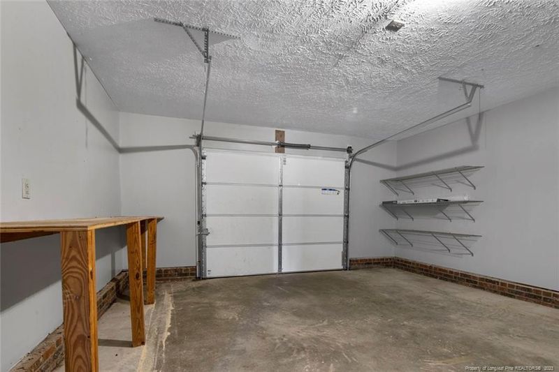 6320 Chagrin Rd, Fayetteville, NC 28311