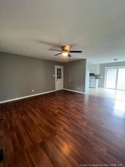 6321 Belle Terre Ct, Fayetteville, NC 28304