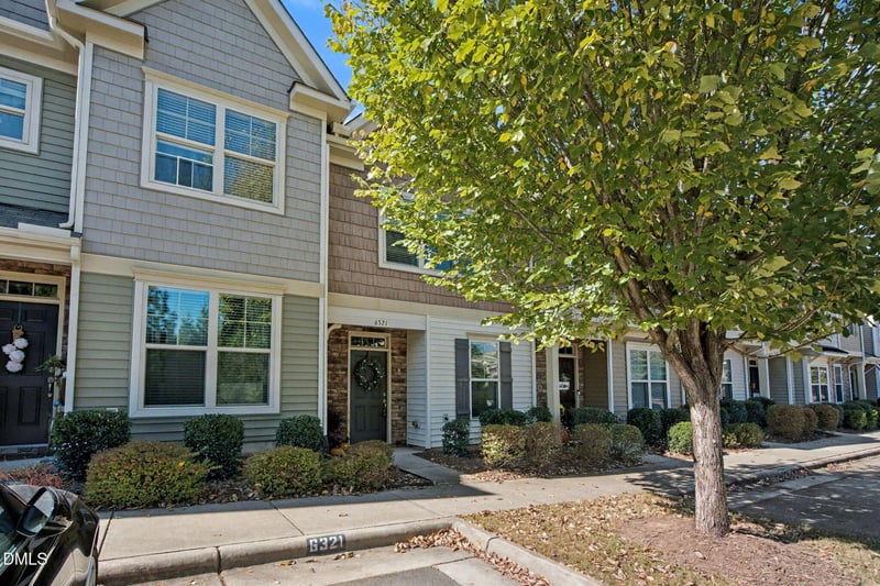 6321 Pesta Ct, Raleigh, NC 27612