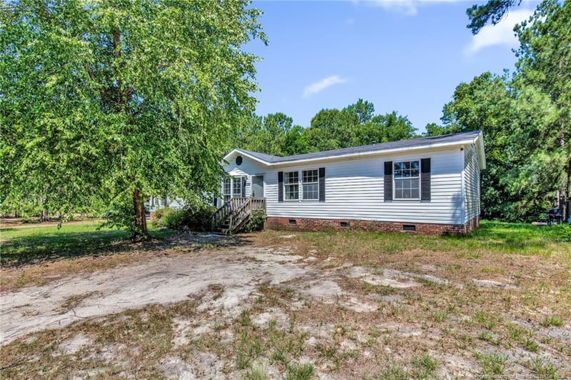 6322 Aladdin Dr, Hope Mills, NC 28348