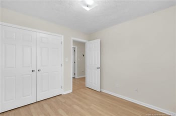 6324 Foxlake Dr, Fayetteville, NC 28314
