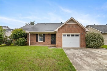 6324 Foxlake Dr, Fayetteville, NC 28314