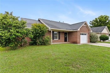 6324 Foxlake Dr, Fayetteville, NC 28314