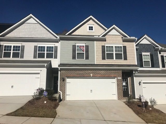 6324 Grace Lily Dr #26, Raleigh, NC 27607
