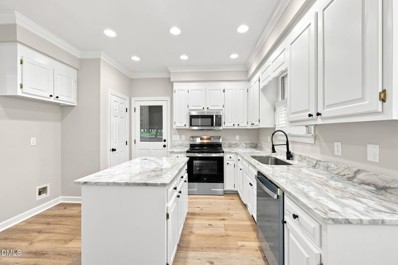 6324 Hampton Ridge Rd, Raleigh, NC 27603