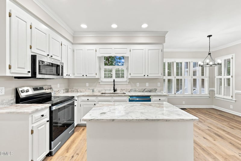 6324 Hampton Ridge Rd, Raleigh, NC 27603