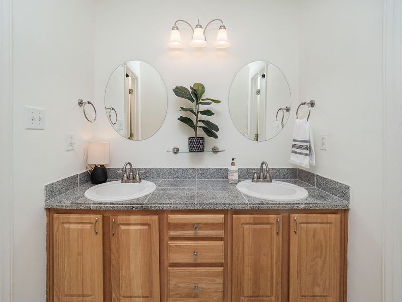 6324 Lymington Dr, Raleigh, NC 27616