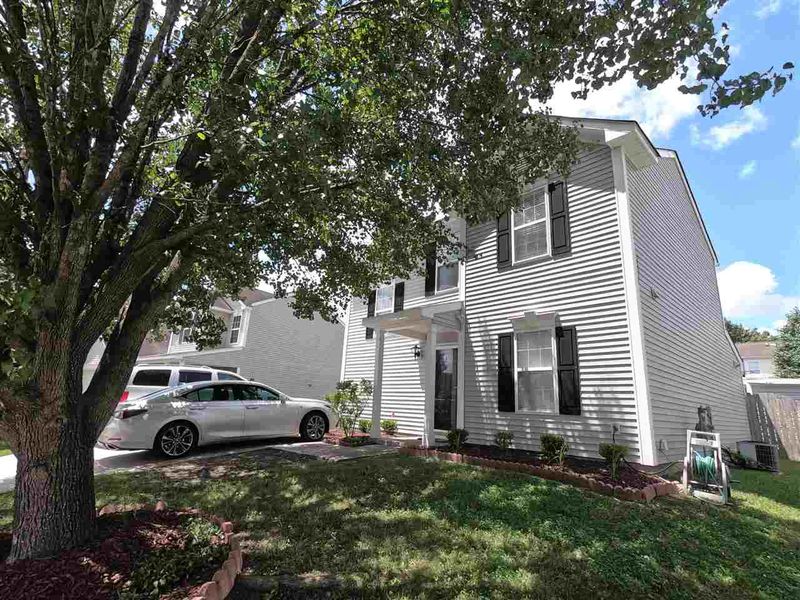 6324 Saybrooke Dr, Raleigh, NC 27604