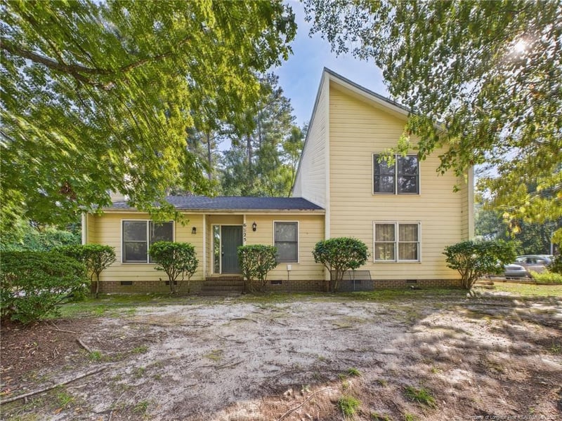 6325 Marykirk Dr, Fayetteville, NC 28304