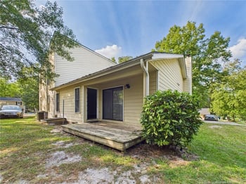 6325 Marykirk Dr, Fayetteville, NC 28304