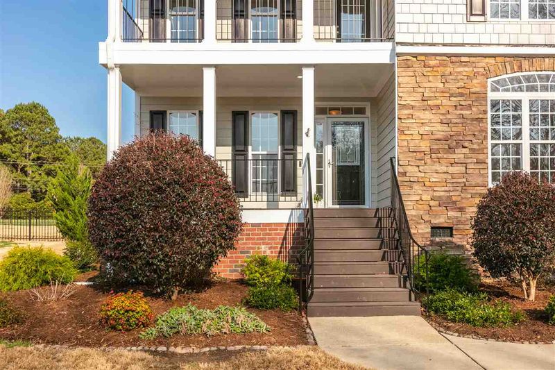 6325 Southern Charm Ln, Raleigh, NC 27603