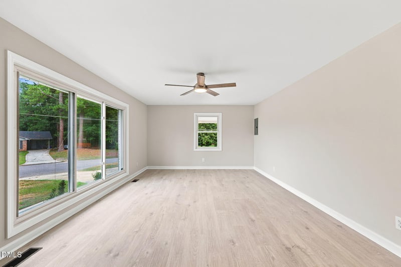 6326 Cool Shade Dr, Fayetteville, NC 28303