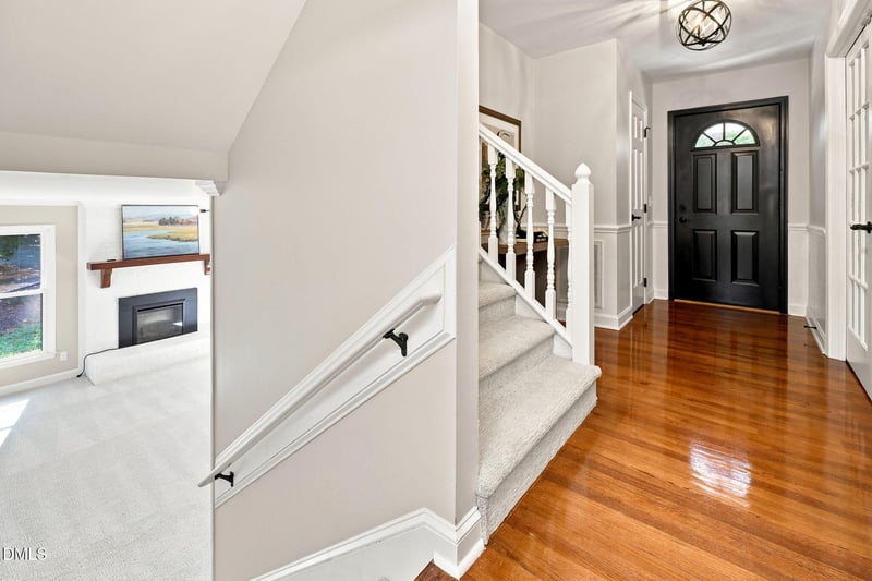 6329 Deerview Dr, Raleigh, NC 27606