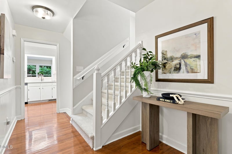 6329 Deerview Dr, Raleigh, NC 27606