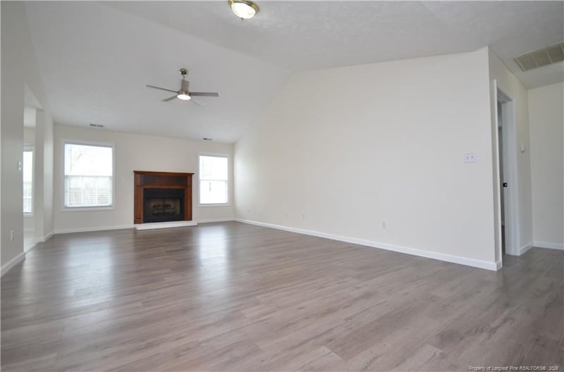 6329 Foxglenn Dr, Fayetteville, NC 28314