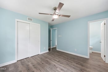 633 Atwater Rd, Burlington, NC 27217