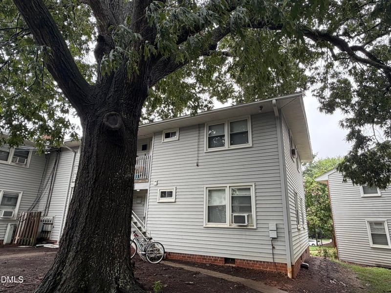 633 Daniels St, Raleigh, NC 27605