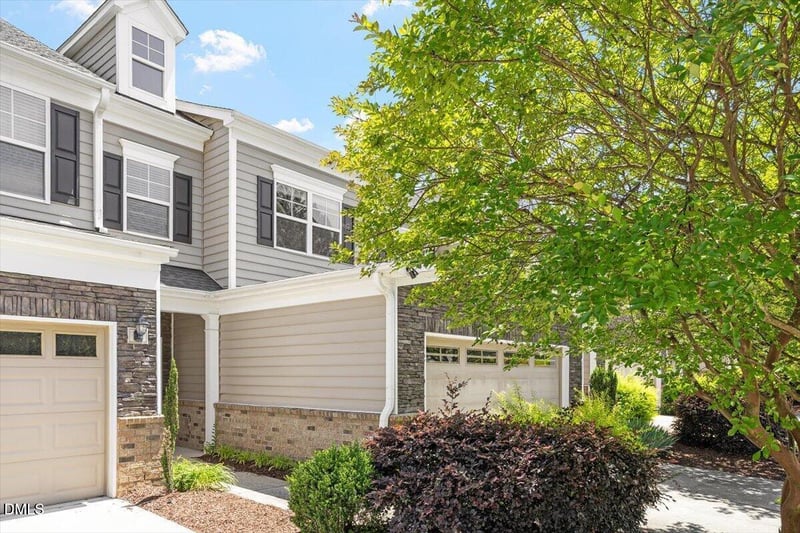 633 Grace Hodge Dr, Cary, NC 27519