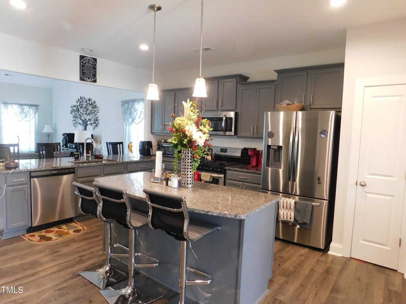 633 Longstanton Ave, Zebulon, NC 27597