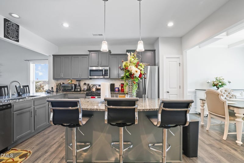 633 Longstanton Ave, Zebulon, NC 27597
