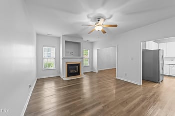 633 Prickly Pear Dr, Fuquay Varina, NC 27526