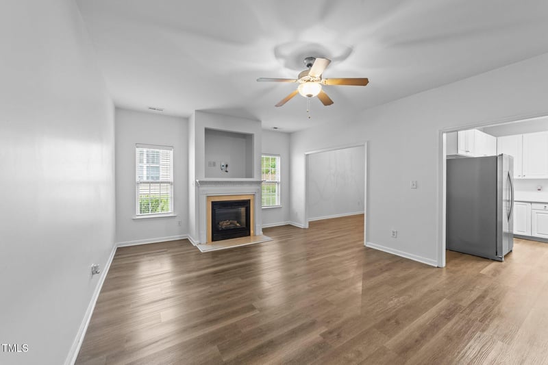 633 Prickly Pear Dr, Fuquay Varina, NC 27526