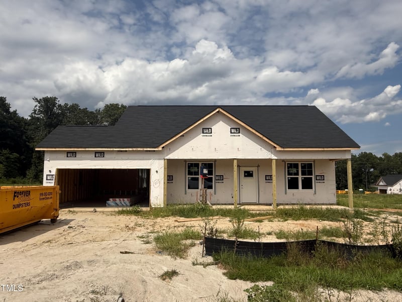633 Springtooth Dr, Zebulon, NC 27597