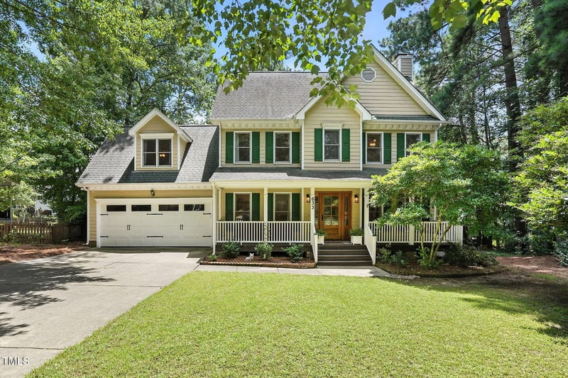 633 St Vincent Dr, Holly Springs, NC 27540