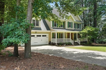 633 St Vincent Dr, Holly Springs, NC 27540