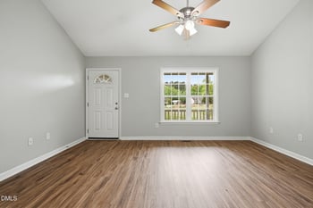 633 Sunray Dr, Clayton, NC 27520