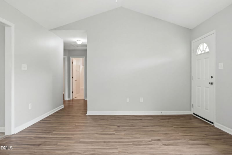 633 Sunray Dr, Clayton, NC 27520