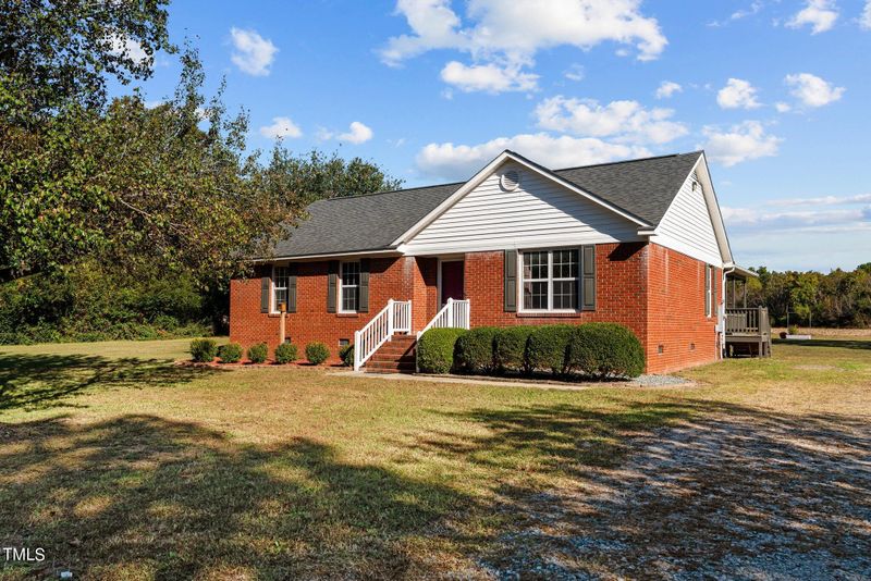 6331 Bradley Rd, Sanford, NC 27330